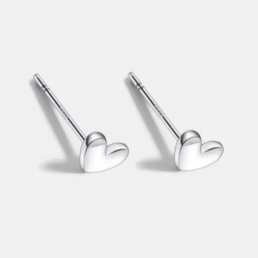 Dainty Heart Stud Earrings Fine Silver NEW (Solid)